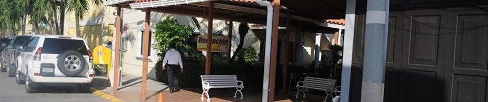 Apart Hotel Villa Nuria San Pedro Sula Exterior photo